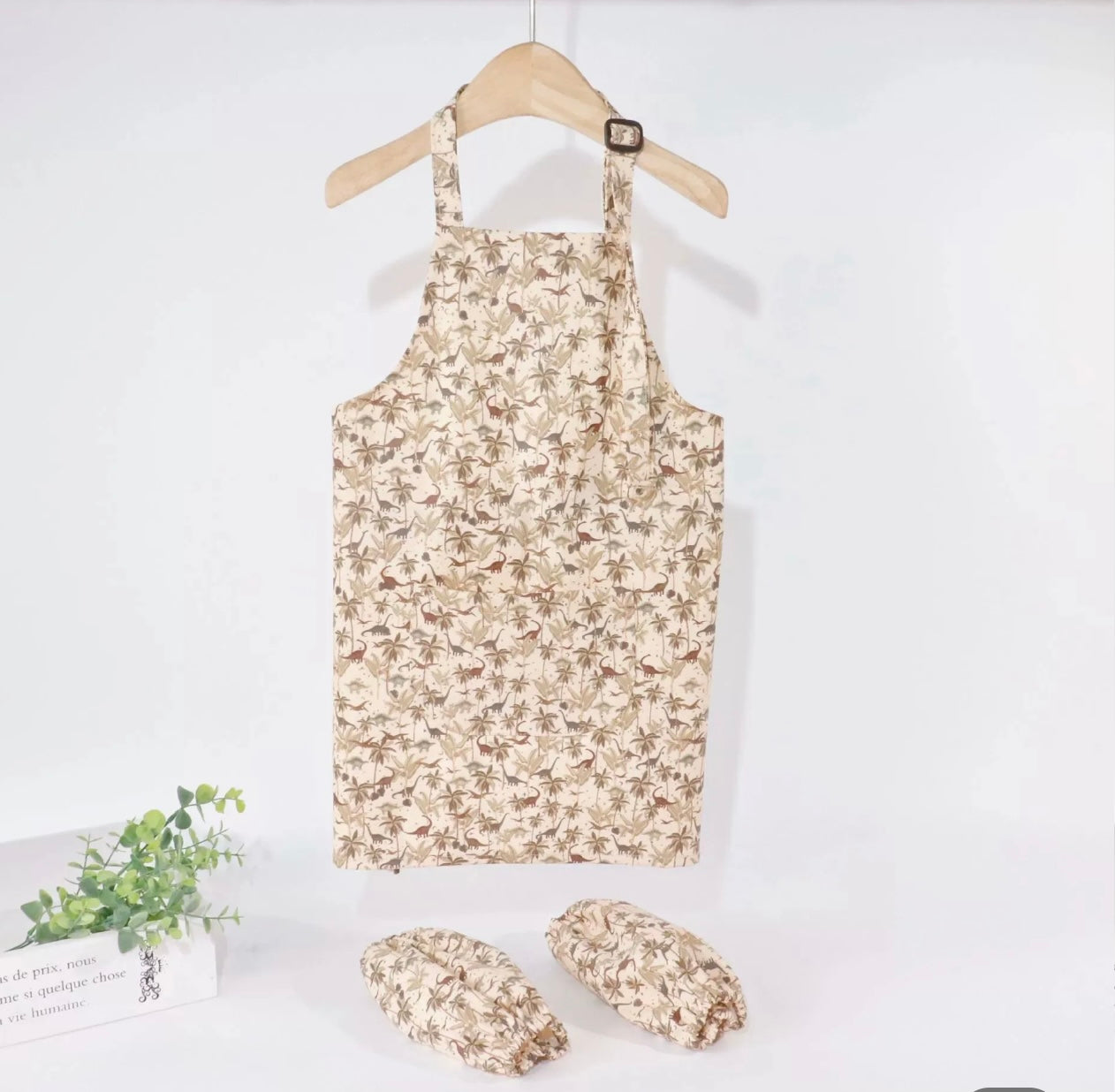 Sleeveless Apron