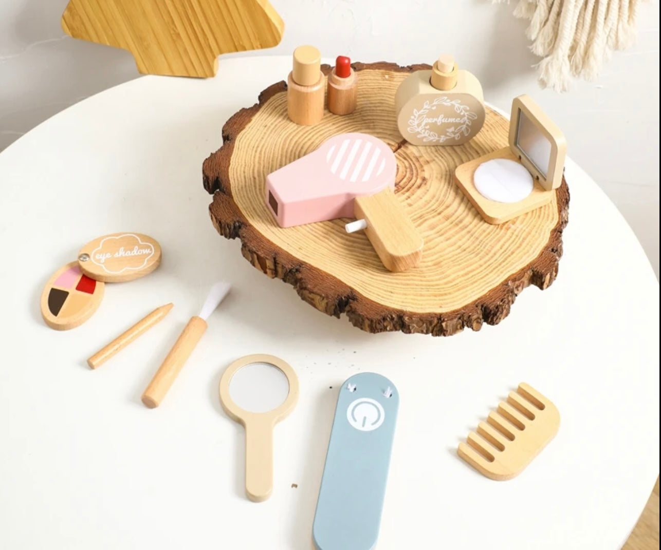 Wooden Beauty Accessories